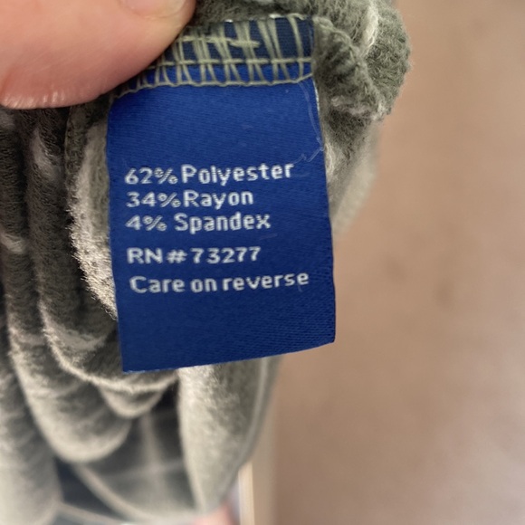 APT. 9 unique green and white striped Sweater - Picture 5 of 6